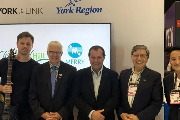 Chris Prendergast, CEO of Jamstack Inc. (a client of Merry Electronics), Mayor David West, Bill Burrows, general manager of Merry Electronics, Deputy Mayor Godwin Chan, and Marco Mo, director of corporate sales for Canada Computers. - City of Richmond Hill photo