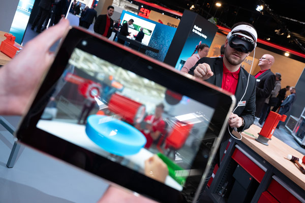 Augmented Reality Tech